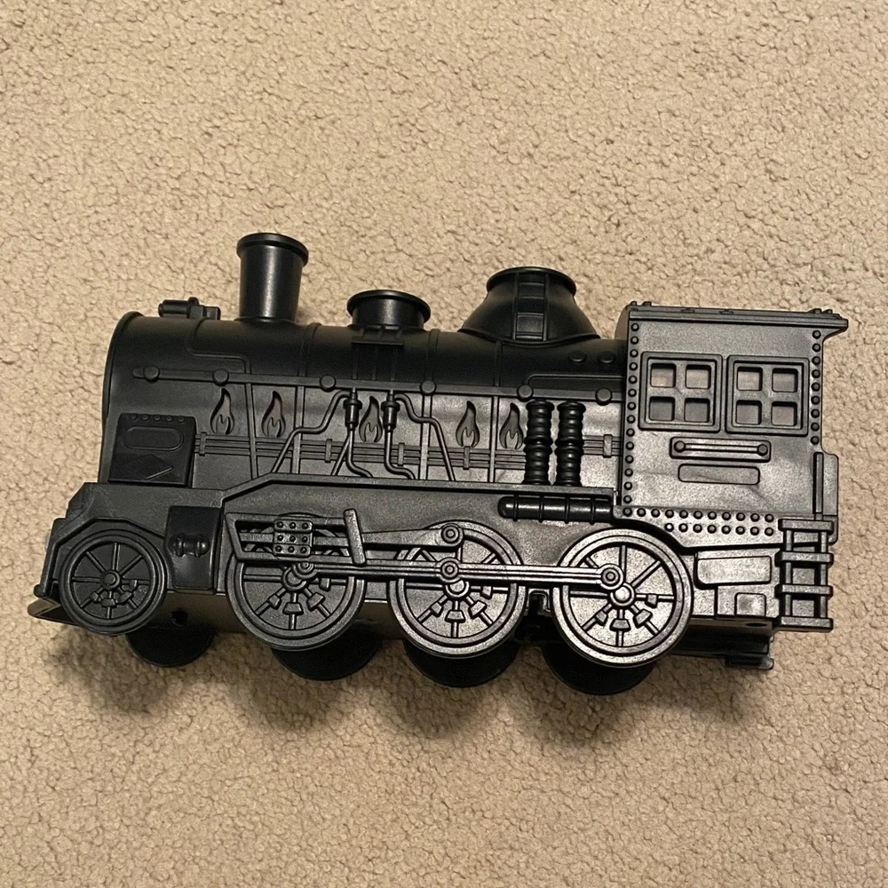 Black Train aromatherapy diffuser